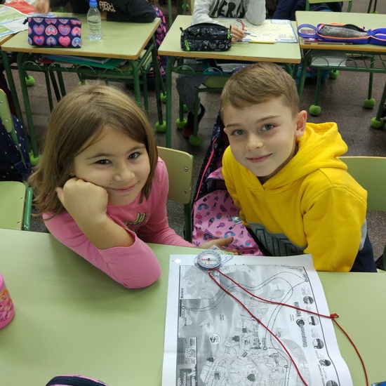 Orientamos el plano con ayuda de la brújula 15