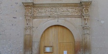 Puerta de iglesia en Valdetorres del Jarama