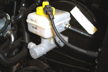 Frenos. Bomba principal y depósito de reserva