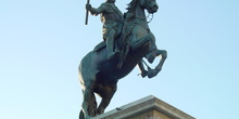 Estatua ecuestre de Felipe IV en la plaza de Oriente de Madrid