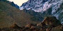 Ladera nevada del Monte Toubkal, Marruecos