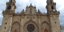 Fachada principal de la Catedral de Mondoñedo, Lugo, Galicia