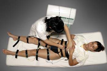 Gimnasia pasiva con cintas de caucho: conexión de cables