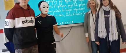 Podcast 25/26 - Tenemos nueva profesora de Griego ¿Conoces a María Eugenia?