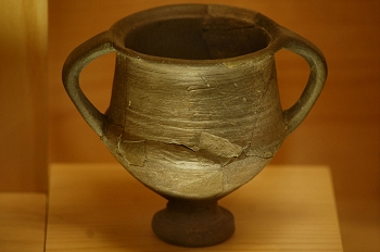 Jarra de cerámica gris, Huesca