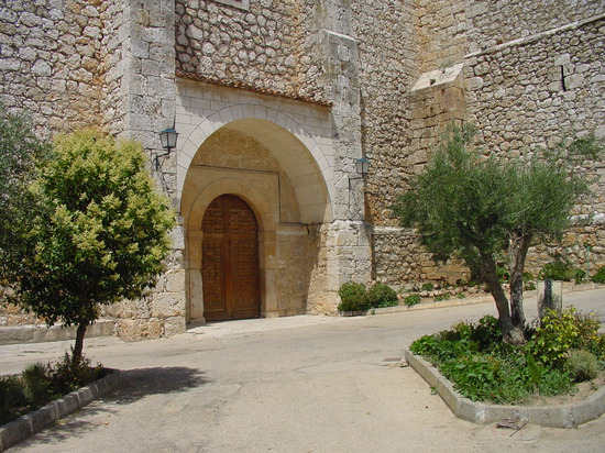 Puerta de Iglesia en Belmonte del Tajo