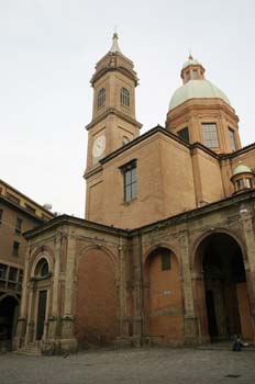 Iglesia de San Bartolomeo, Bolonia (exterior)