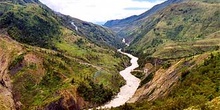 Vista general del río y valle de Baliem, Irian Jaya, Indonesia