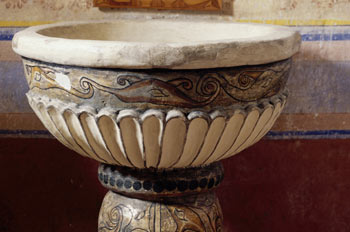 Pila de agua bendita