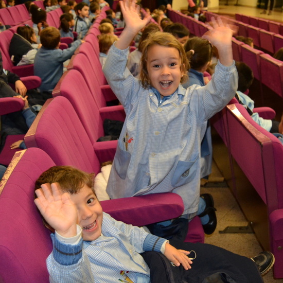 TEATRO LA CHARLOJA. “KAMELOT” 8