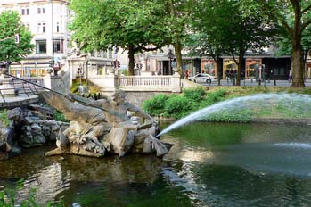 Fuente en Dusseldorf, Alemania