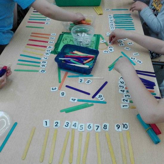 Materiales algoritmos ABN en 5 años CP Mirasierra 1