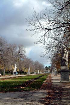 Paseo de la Argentina en el Parque del Retiro, Madrid