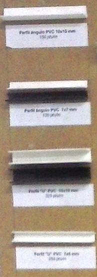 Perfiles angulares PVC