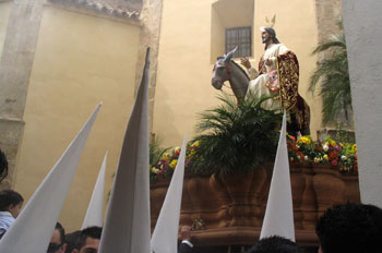 Paso de Jesús de los Reyes en su Entrada Triunfal, Córdoba, Anda