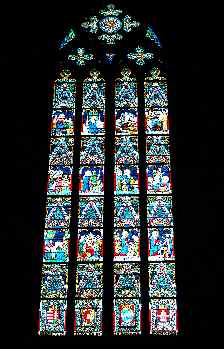 Vidriera de la Catedral de San Matías, Budapest, Hungría