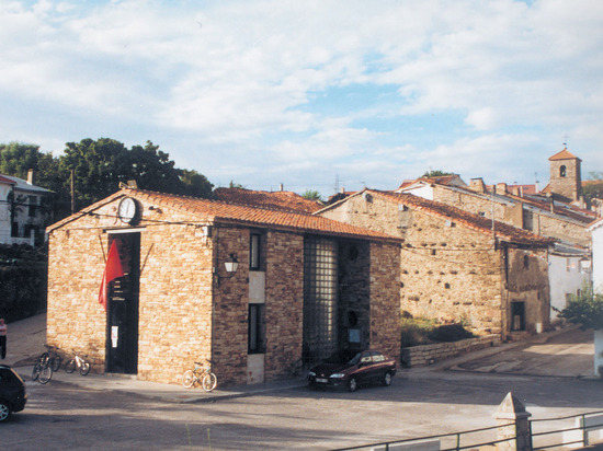 Ayuntamiento de Robregordo
