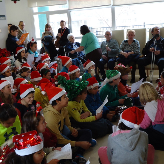 fotos visita residencia de ancianos. 13