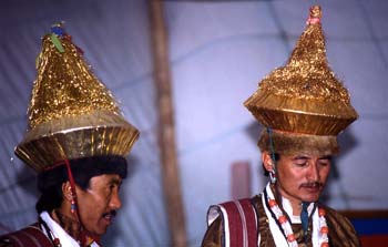 Representación de la ceremonia tradicional del matrimonio (3), L