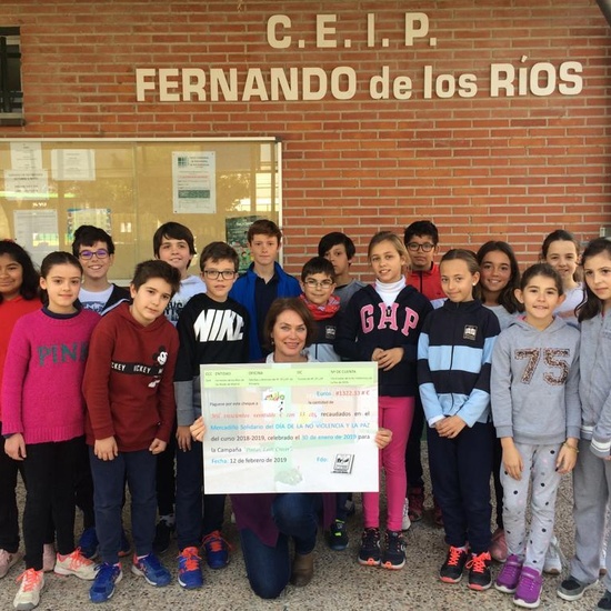 2019_02_19_Entrega cheque Mercadillo Solidario 2019_CEIP FDLR_Las Rozas 5