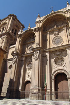 Fachada principal de la Catedral de Granada, Andalucía