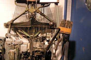 Detalle de la máquina de componer monotipia