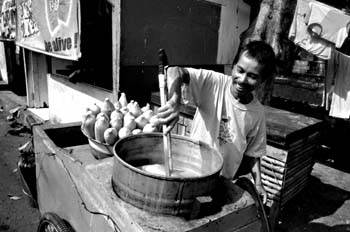 Cocinando en la calle, Indonesia