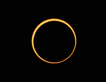 Fase máxima del eclipse anular 08