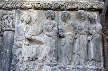 Relieve de la fachada de la Iglesia de San Miguel, Estella, Nava