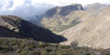 Vista panorámica desde el Refugio de Piedra Grande (4200m), Pico