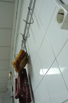 Colgador con ganchos