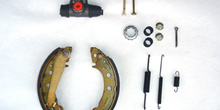 Conjunto para la sustitución de zapatas y bombín de freno
