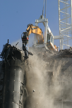 Grúa demoledora del Windsor