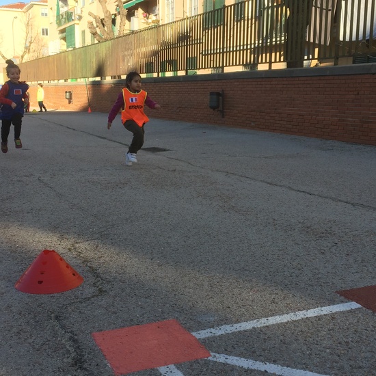 Miniolimpiadas. 1º y 2º 25