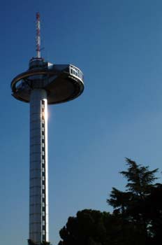 Faro de Moncloa, Madrid