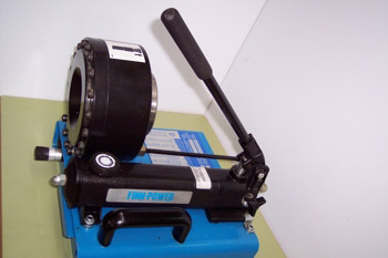 Máquina manual para ensamblaje de tubos hidráulicos