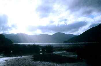 Fiordos en la zona del macizo de Richmond, Nueva Zelanda