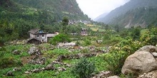 Poblado en el valle del río Dudh Koshi