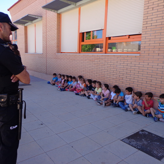 VISITA POLICÍA 5