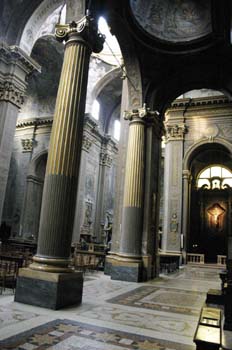 Iglesia de San Bartolomeo, Bolonia (nave central)