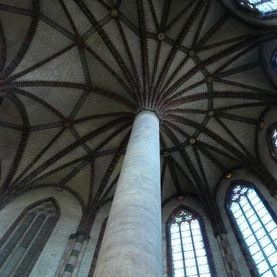 Donde reposan los grandes pensadores 8