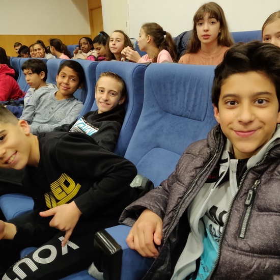 TARZAN PLAY PHOTOS 7