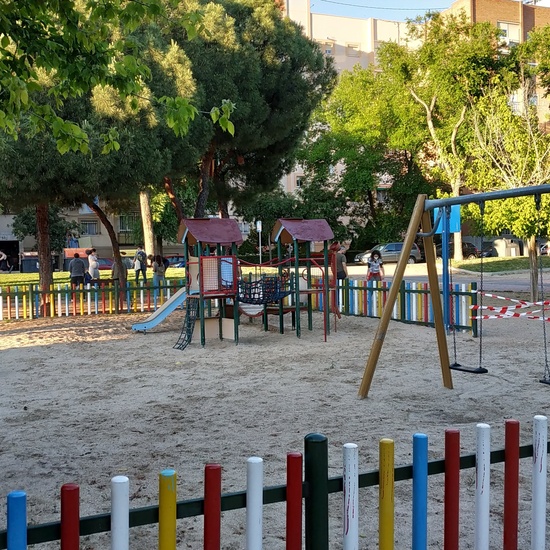La pandemia en los parques infantiles 7