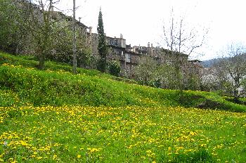 Pueblo medieval de Santa Pau, Garrotxa, Girona