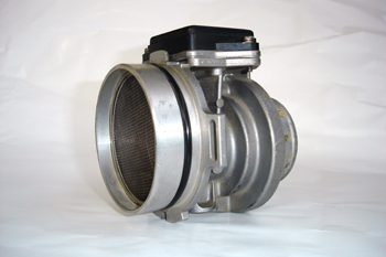 Medidor de masa de aire de flujo paralelo