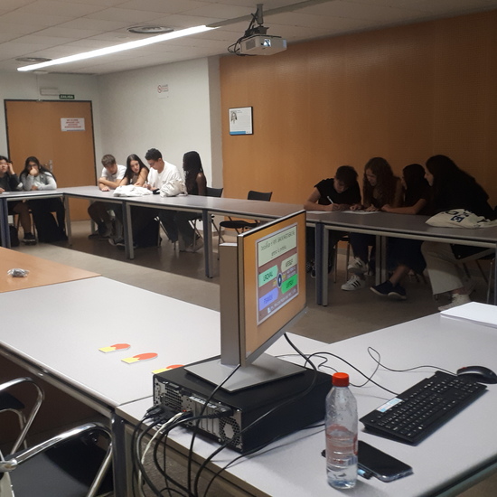 2023.09.30 Noche Investigadores - Comunicando con las células