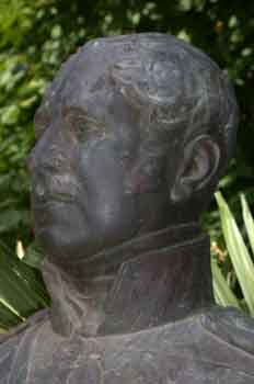 Monumento a Juan Van Halen