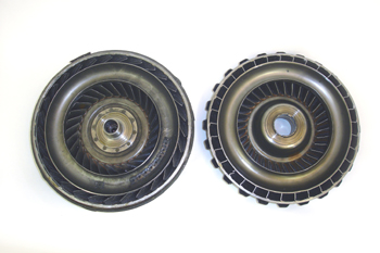 Convertidor de par. Detalle interno de la bomba y la turbina