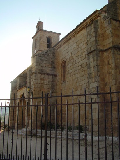 Lateral iglesia en Cenicientos