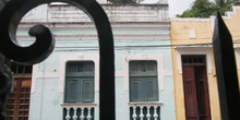 Calle de Olinda, vista desde un portal, Pernambuco, Brasil